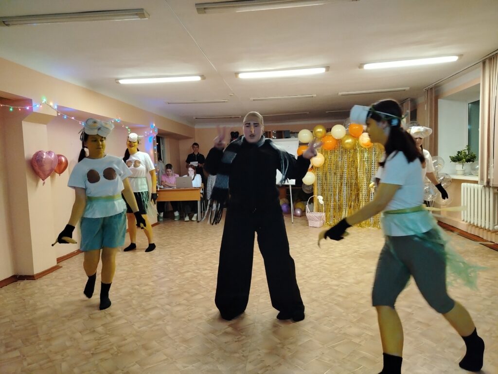 С днем учителя