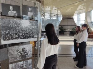 Прикоснулись к истории: студенты музыкального отделения на выставке «Амурская рать»