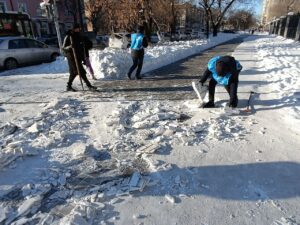 Очистка снега
