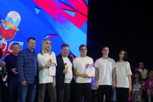 Поздравляем с победой!