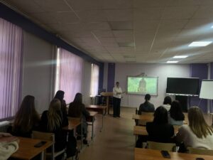 Кинолекторий Кадры Победы